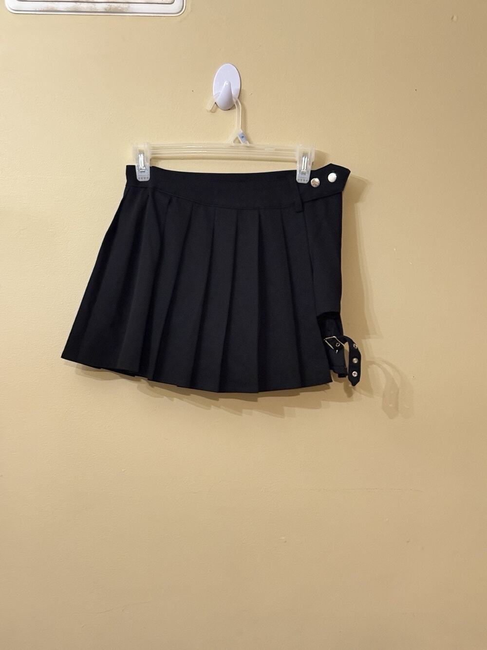 Dark Techwear Cyberpunk Goth K Pop Alt Lychee Black Buckle Pleated Skort M